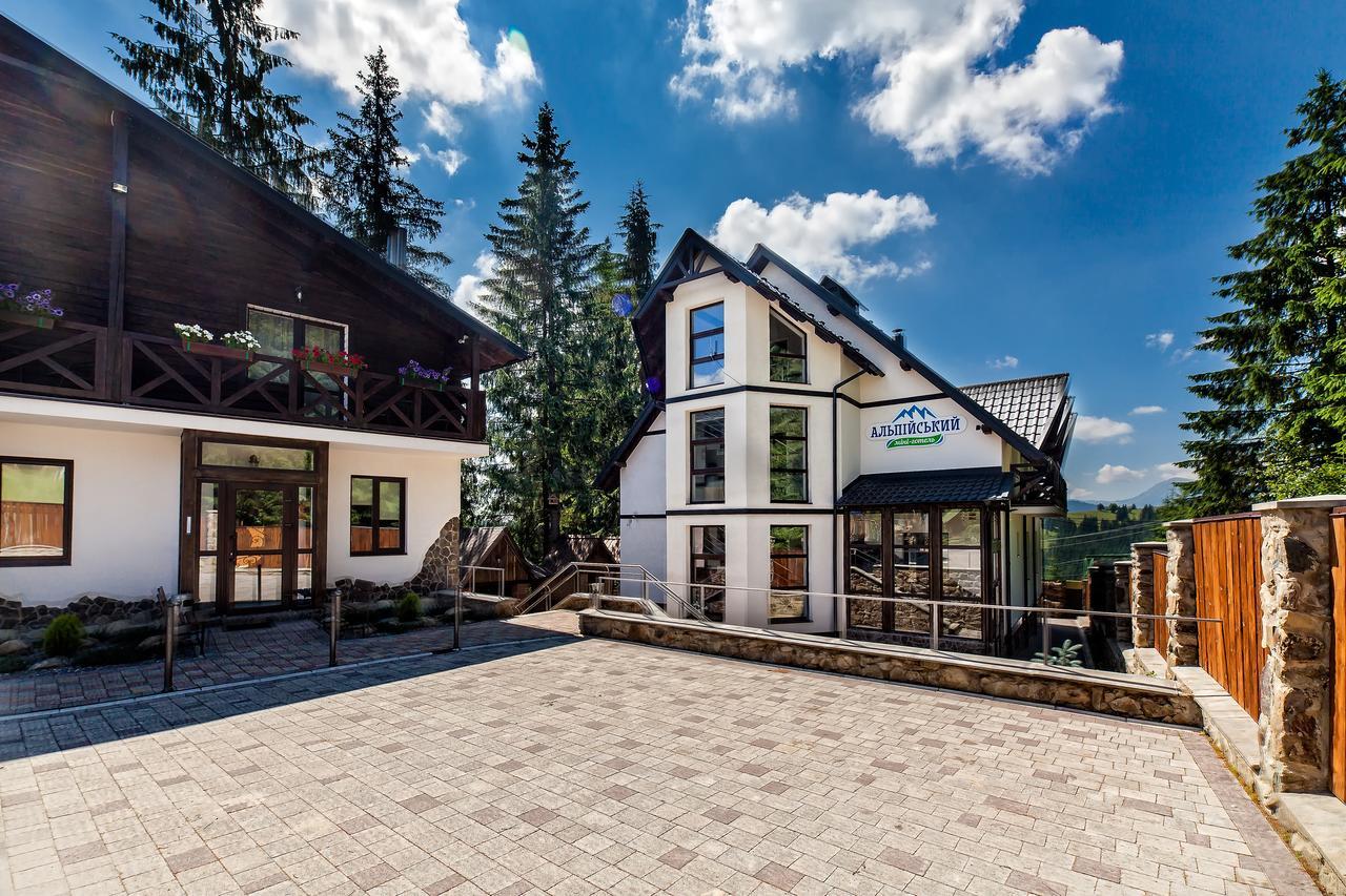 Alpiyskiy Jablunycja Exteriér fotografie